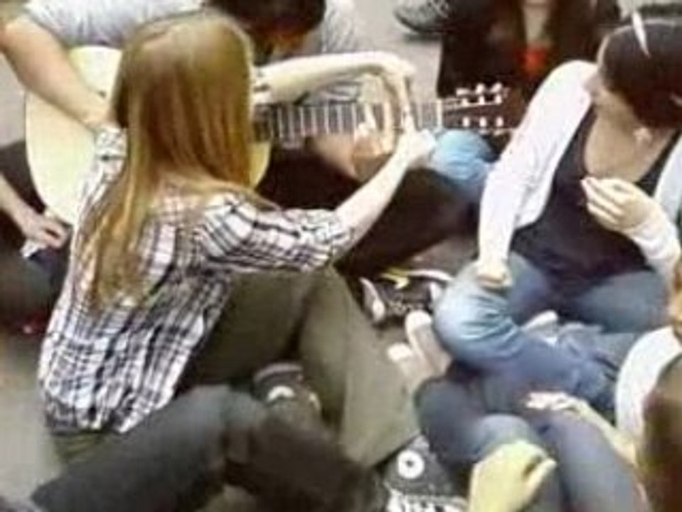 guitare à gambetta 2 (on entend toujours pas la guitare)