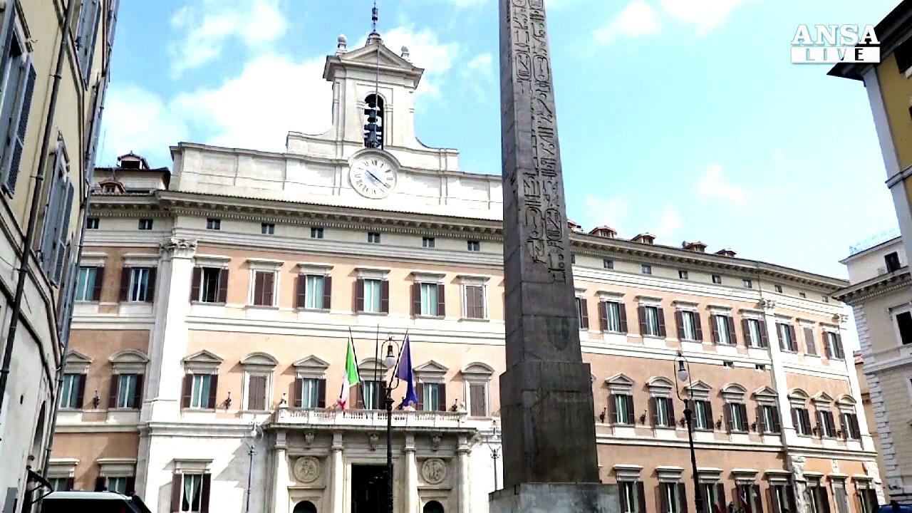 Vitalizi aboliti, ok al testo Dem