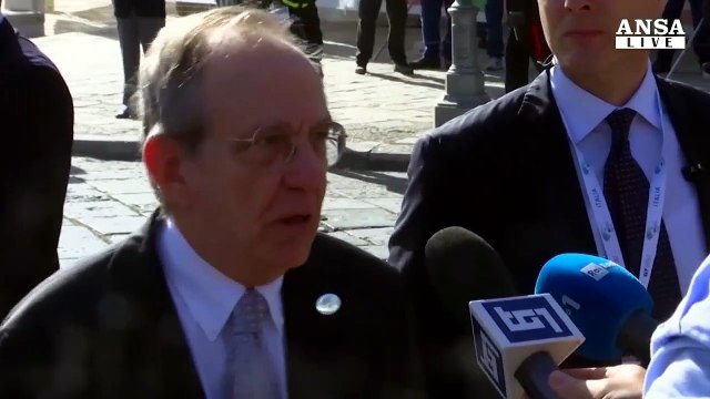 Colossi Rete nel mirino, G7 apre strada a web tax