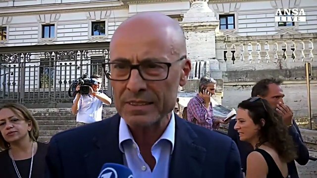 Medici senza Frontiere non firma codice Ong