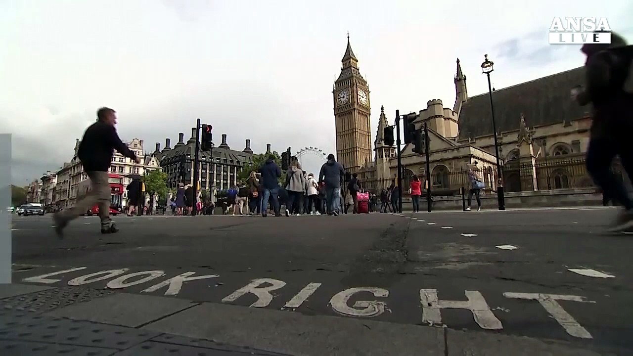 Brexit: un milione di lavoratori Ue pensa di lasciare la Gran Bretagna
