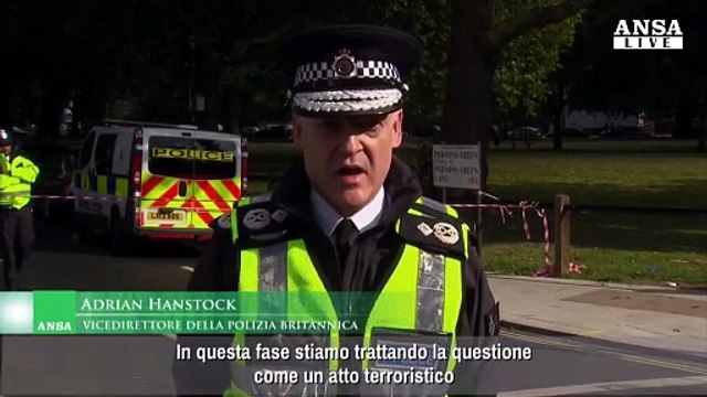 Londra, polizia: si indaga per terrorismo