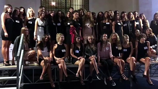 Modella per gioco: le finaliste in posa