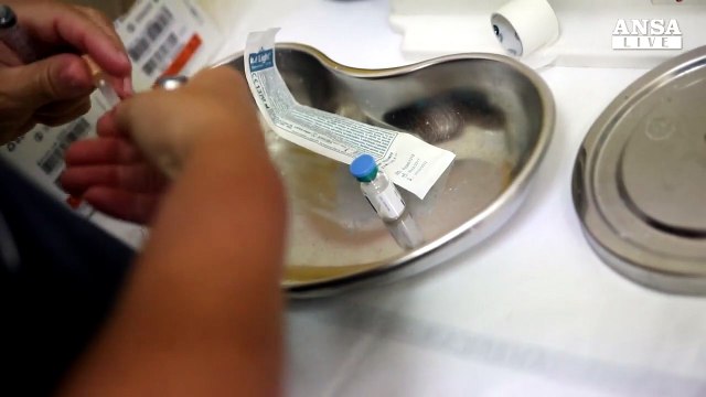 Si' all'obbligo dei vaccini