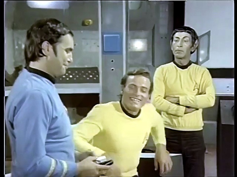 1973 Turist Ömer Uzay Yolunda ELİF PEKTAŞ SADRİ...