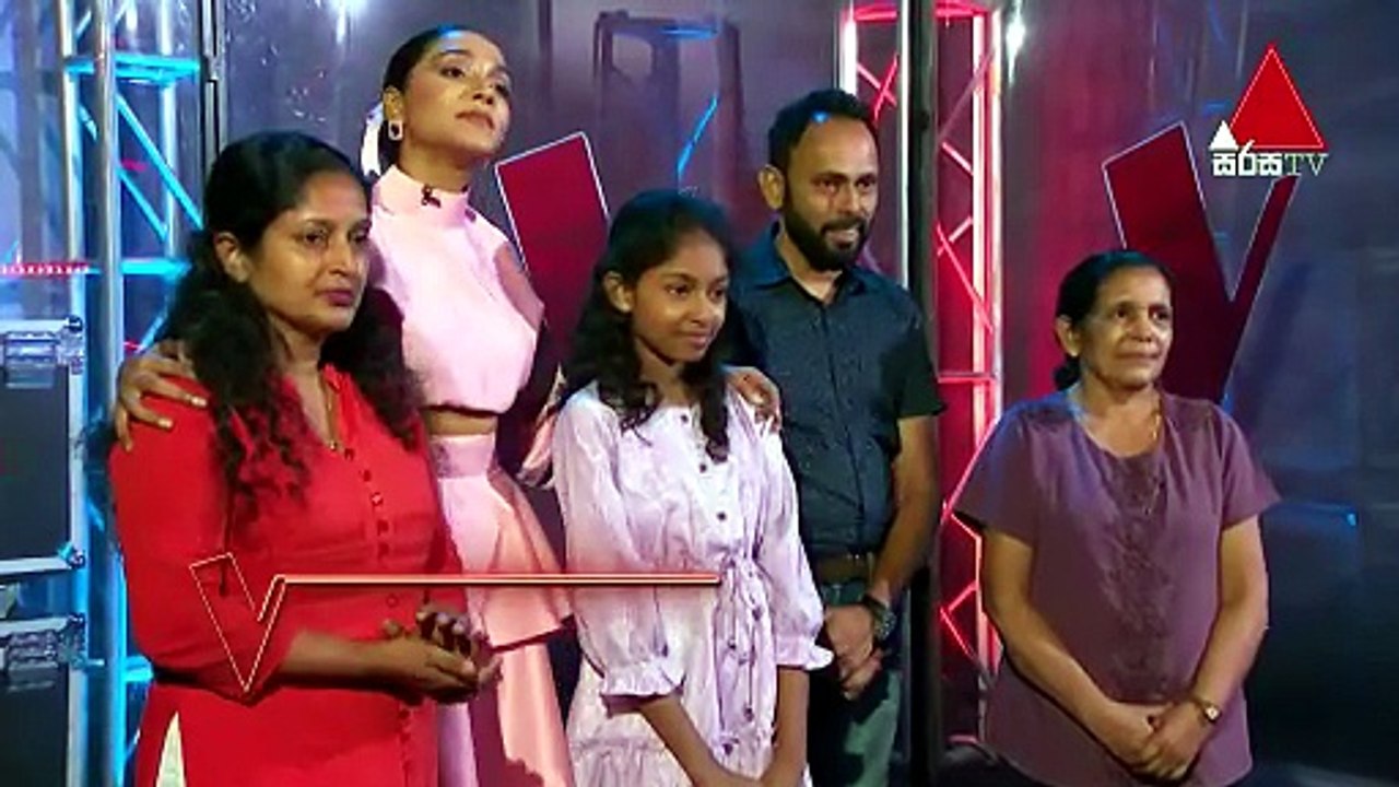 Tharindi Sathsara |Sinaha Mal Godak (සිනා මල් ගොඩක්)| Blind Auditions | The Voice Teens Sri Lanka S3