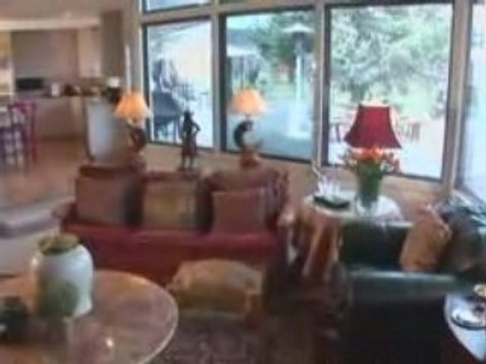 4850 Runway Rd - Contemporary Luxury in Jackson, Wyoming