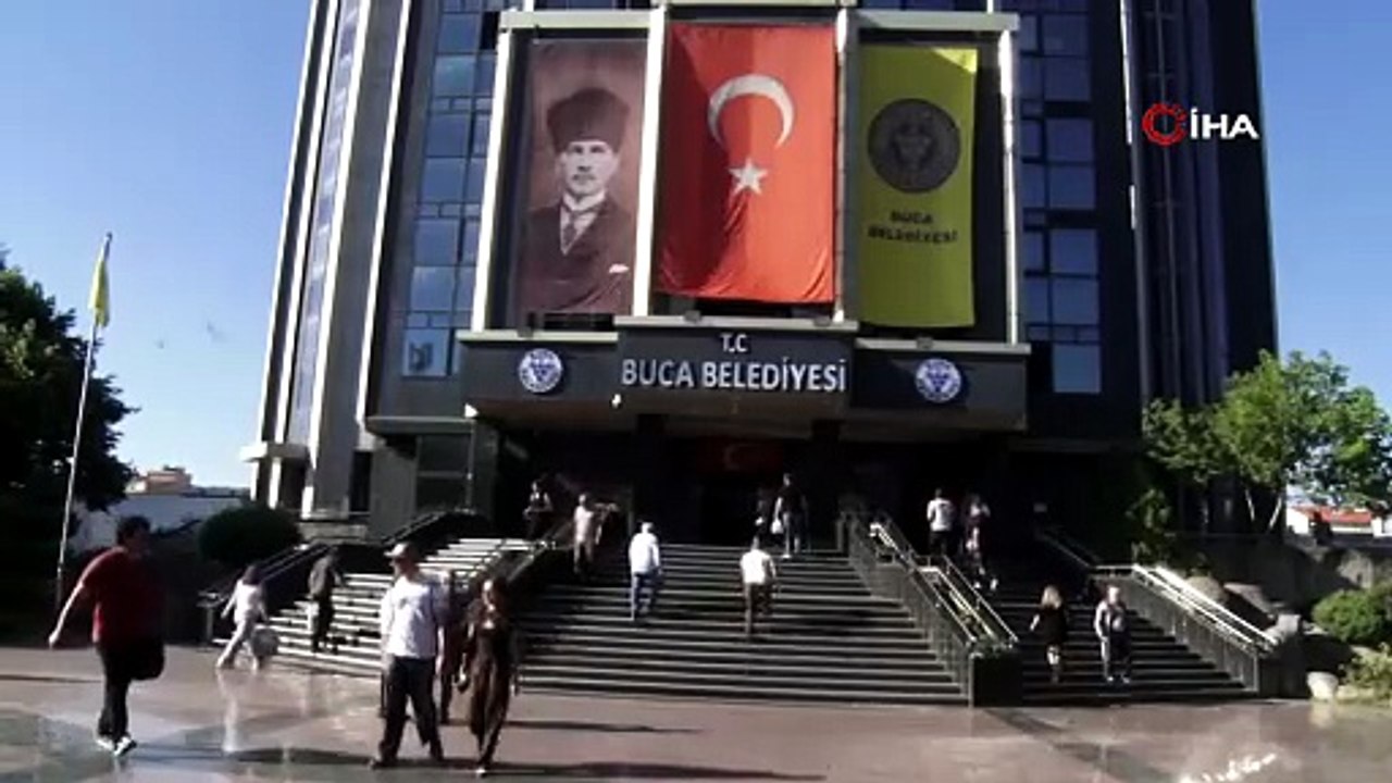 İzmir’de Buca Belediyesine dev yolsuzluk operasyonu: Başkan dahil 50 gözaltı