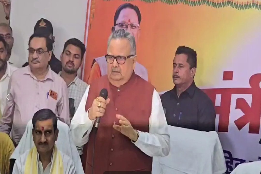 कलेक्टर, एसपी पर भड़के पूर्व सीएम रमन सिंह