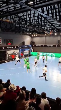 İlk Yarı Sonucu - Beşiktaş 19-16 Nilüfer Belediyespor - Ardventure Erkekler Süper Ligi - Play-Off 10. Maç