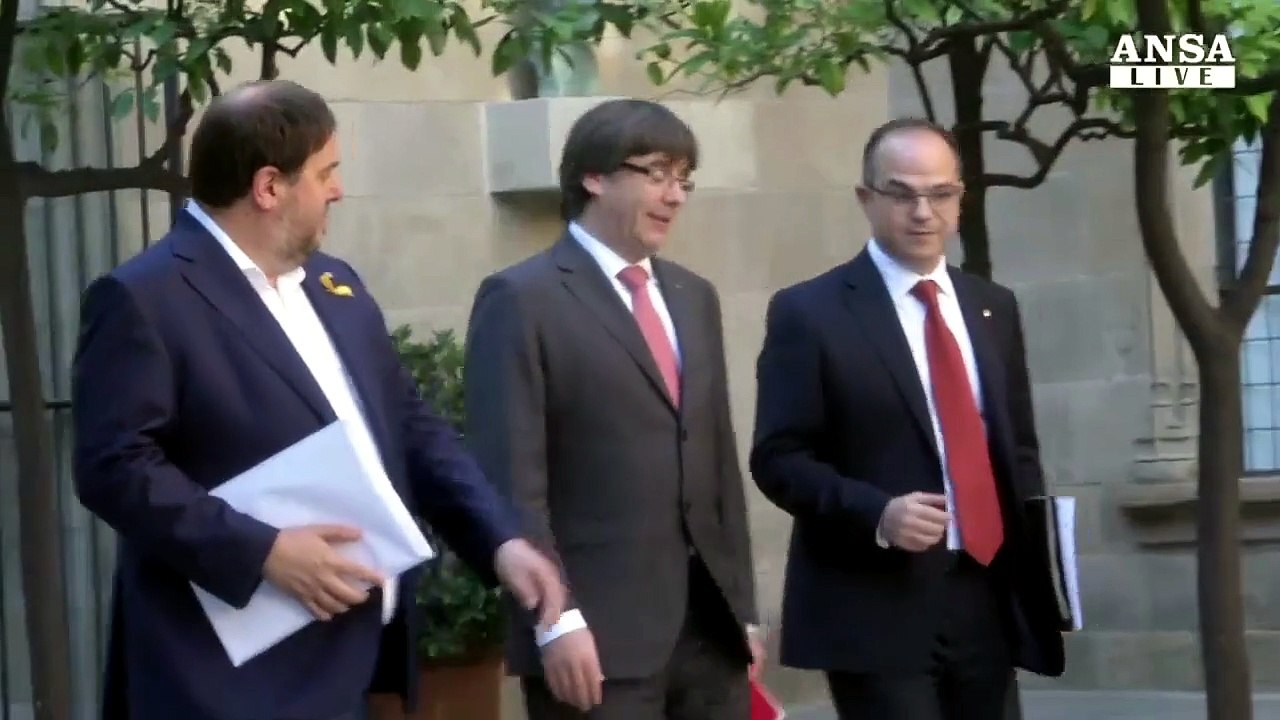 Catalogna: coalizione Puigdemont chiede 'repubblica'