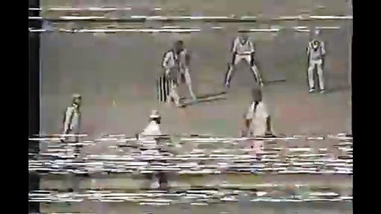 Rangy Nanan 2 for 54 vs Pakistan 2nd Test, Faisalabad, December 08 - 12, 1980