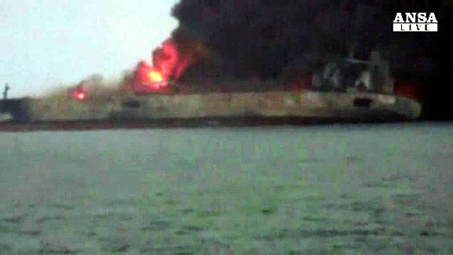 Cina: media, petroliera iraniana a rischio esplosione