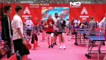 شاهد: 7000 لاعب يتنافسون في مهرجان ضخم لتنس الطاولة في موسكو