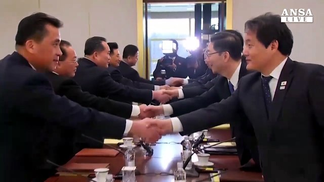 Corea Nord torna ai Giochi, si riapre linea rossa militare