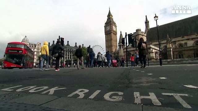 Schiarita sulla Brexit, 'accordo sul conto del divorzio'