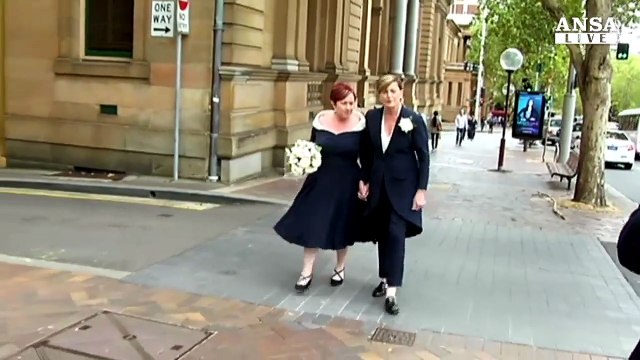 Si sposa sorella lesbica di ex premier anti-nozze gay
