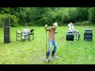 manuandthesongeblack "REV IT UP"