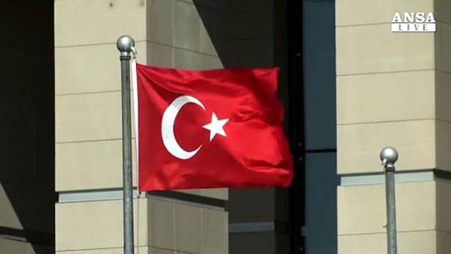 Turchia, 18.000 dipendenti pubblici licenziati per terrorismo