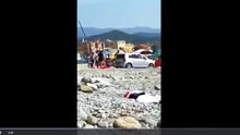 Albissola, incredibile: turisti parcheggiano in spiaggia