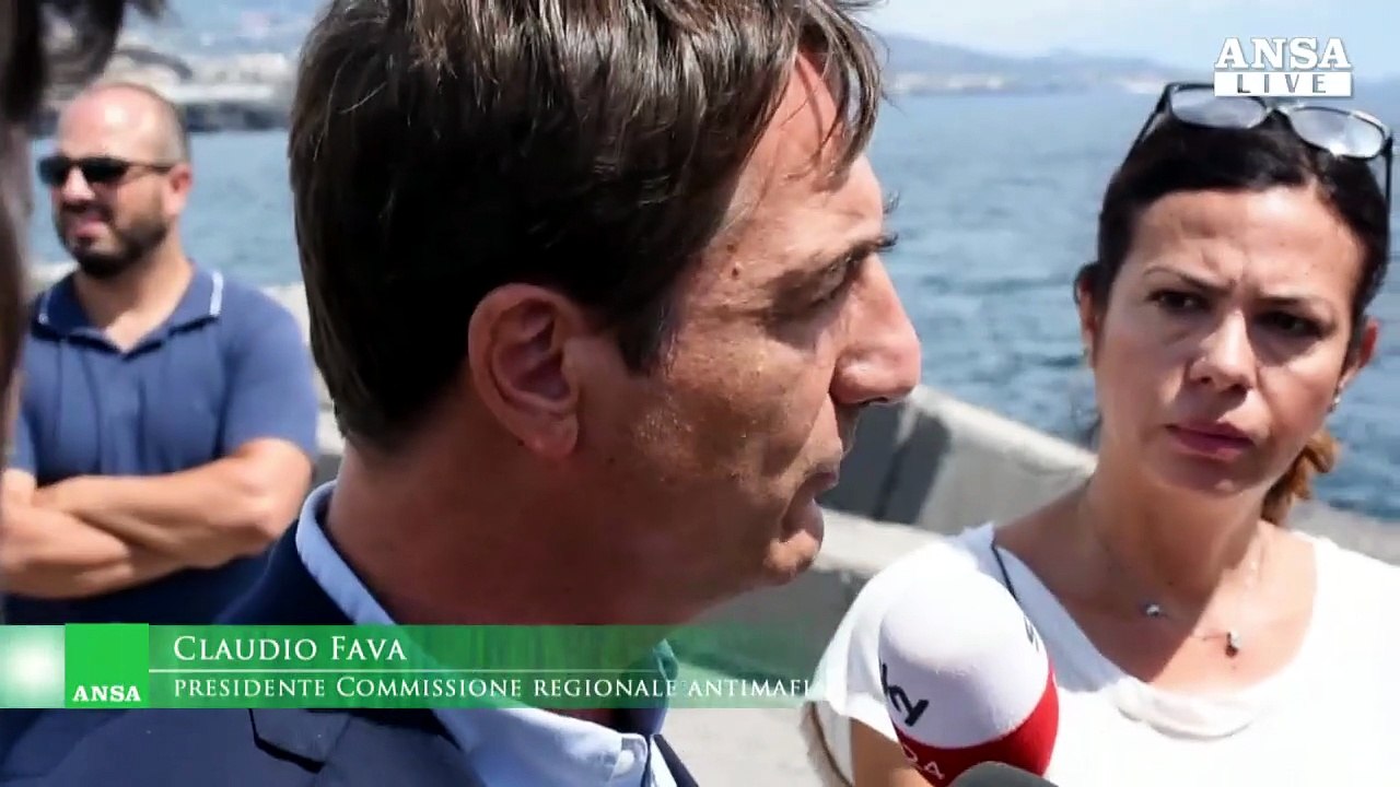 Fava, chi non rispetta leggi cambi mestiere