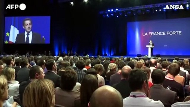 Nicolas Sarkozy condannato a un anno per finanziamento illecito