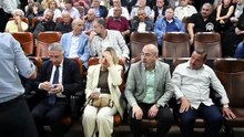 Akçakoca'da görevden uzaklaştırılan belediye başkanının yerine AK Parti'li Meclis Üyesi Ünal vekil seçildi