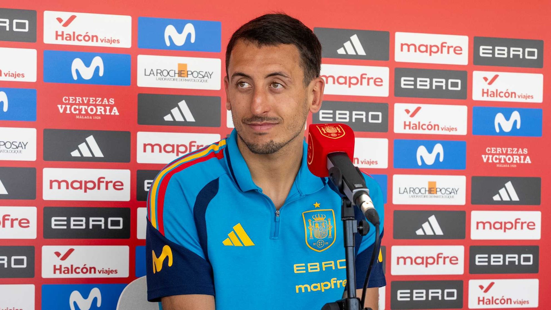 Mikel Oyarzabal: "Siempre que lo he hecho bien mis compañeros me lo han reconocido"