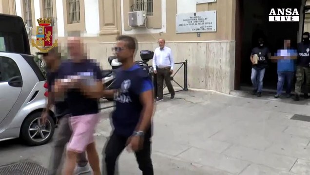 Spezzavano braccia e gambe per truffare assicurazioni