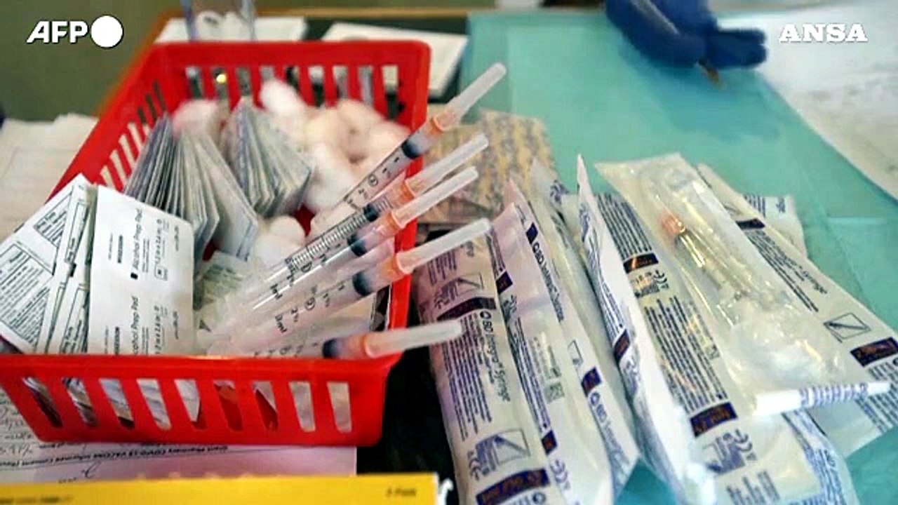 Dopo 7 mesi vaccini mRna restano altamente efficaci