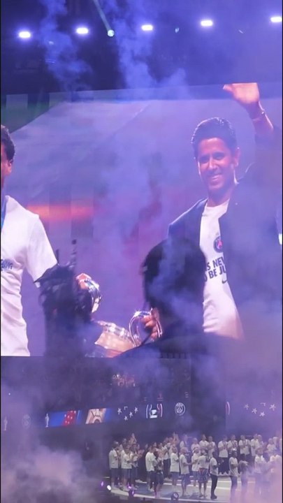 Los jugadores del PSG incendian el Parque de los Príncipes