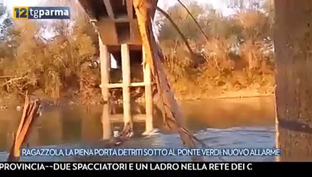 detriti contro il ponte