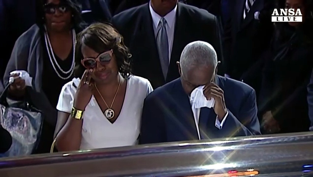 Aretha Franklin, funerali show per la regina del soul