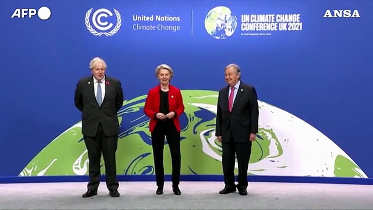 Cop26, gli arrivi dei leader: von der Leyen accolta da Johnson e Guterres