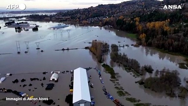 Maltempo in Canada, immagini aeree degli allagamenti in British Columbia