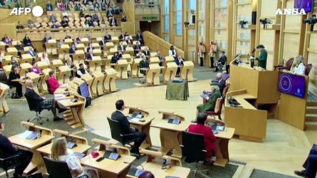 Scozia, la regina Elisabetta al Parlamento: A novembre occhi del mondo su di noi
