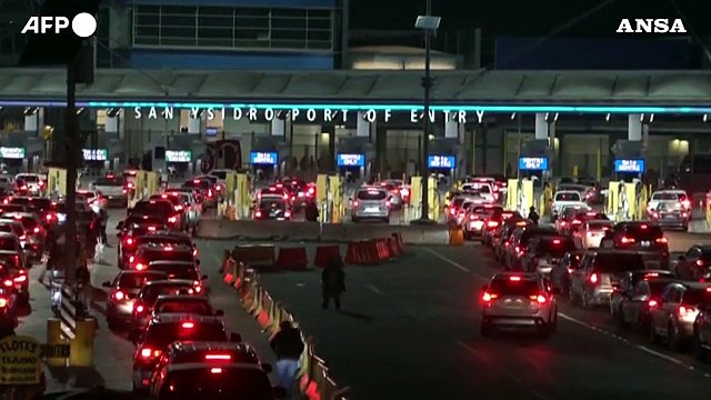 Covid, gli Usa riaprono i confini dopo 20 mesi: lunghe code di auto dal Messico