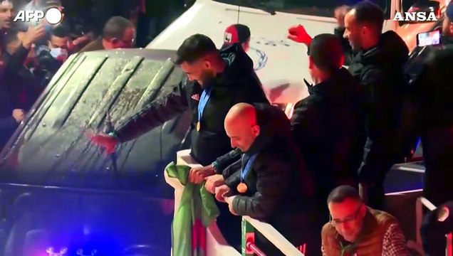 Calcio, l'Algeria festeggia il trionfo in Coppa araba insieme ai propri tifosi
