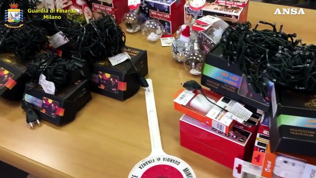 Luminarie e addobbi non sicuri, la Guardia di finanza sequestra 760mila prodotti