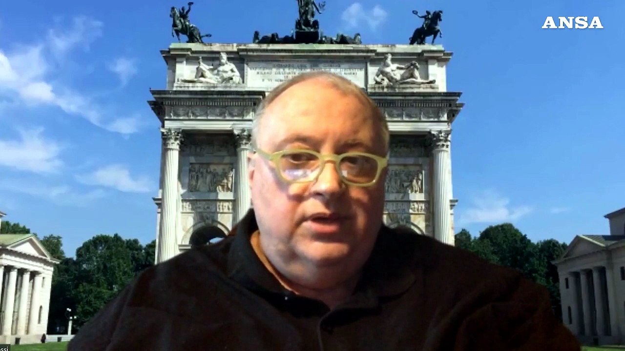 Covid, Ordine Medici Milano: "Sistema tamponi collassato, situazione preoccupante"