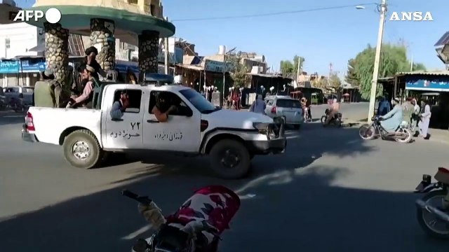 Afghanistan, l'Onu accusa i Talebani: decine di esecuzioni sommarie