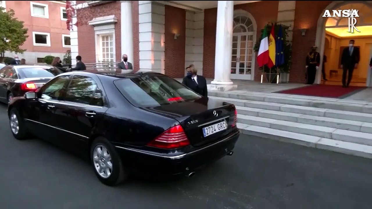 Sergio Mattarella incontra il premier spagnolo Pedro Sanchez