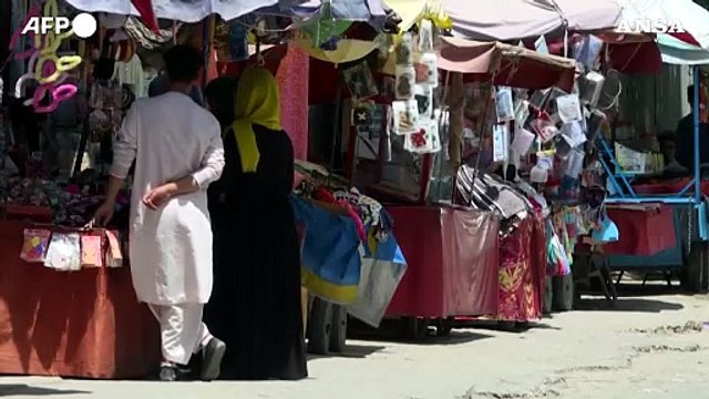 Cento giorni a Kabul, il nuovo Afghanistan dei talebani