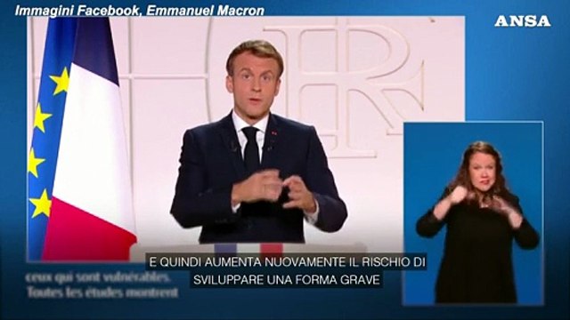 Emmanuel Macron: rinnovo green pass per over 65 solo con terza dose