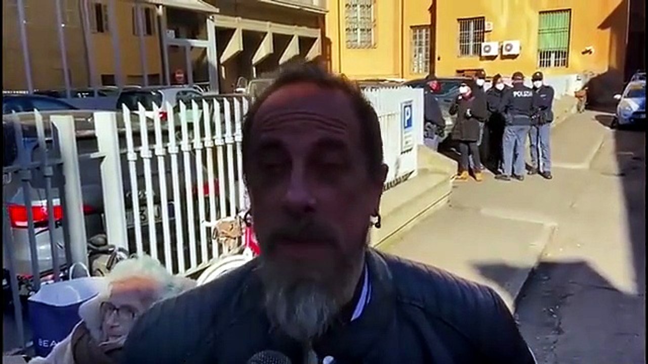 no vax green pass - Video