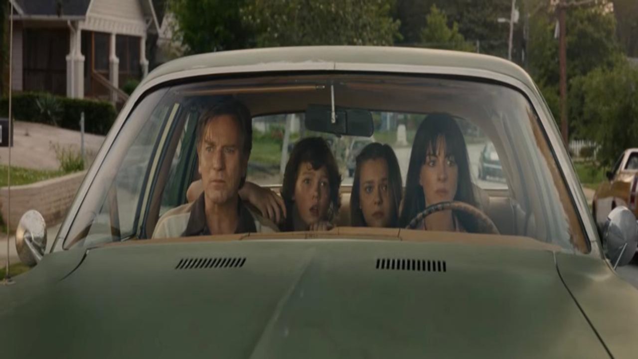 No Fim da Rua Trailer Legendado