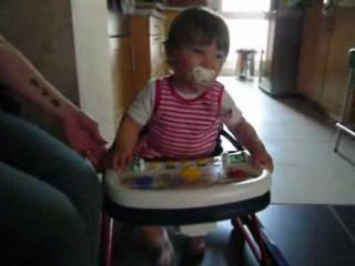Margaux fait du trotteur