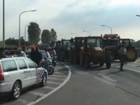ACTU24 Manif des agriculteurs départ à Eghezée