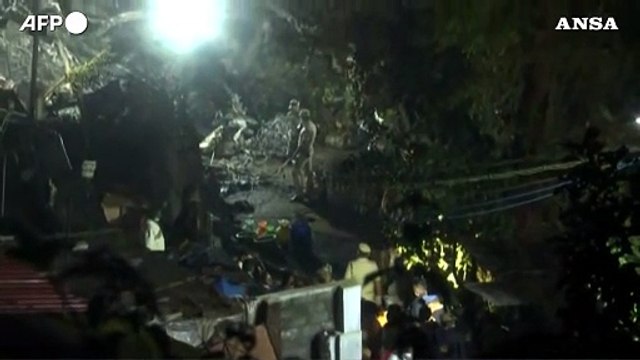 Coonoor, il capo della Difesa indiana muore in un incidente aereo
