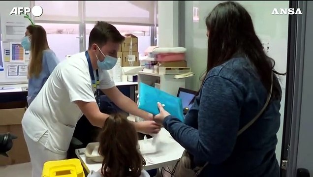 Spagna, i primi vaccini anti-Covid a bambini tra i 5 e gli 11 anni